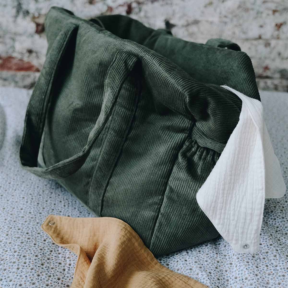 Sac à langer velour vert