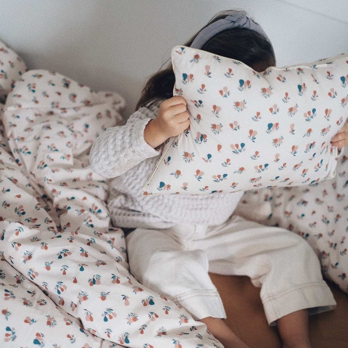 Taie d'oreiller enfant coton bio motif poires 