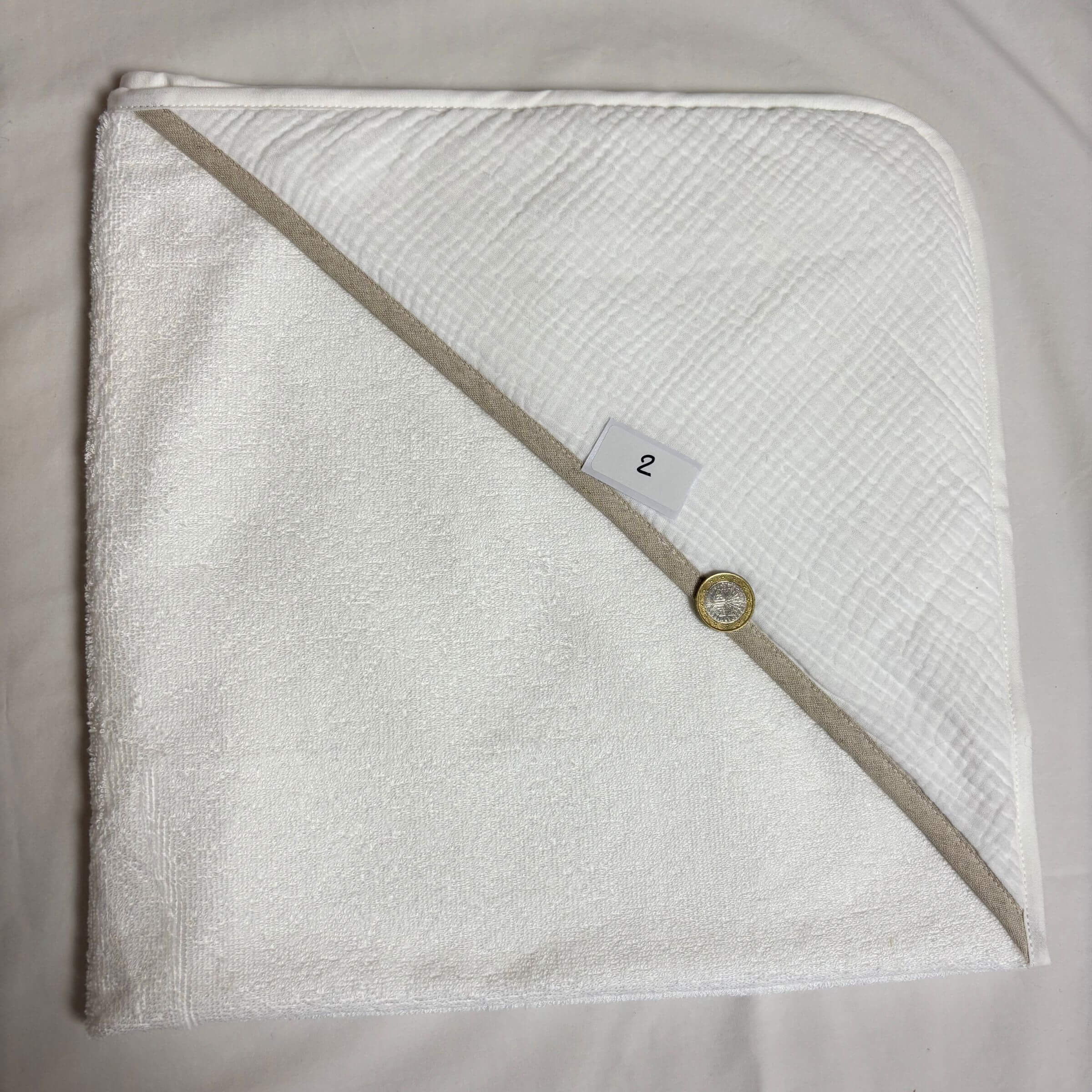 WHITE bath cape - imparfaits