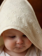 cape de bain bébé broderies ecru