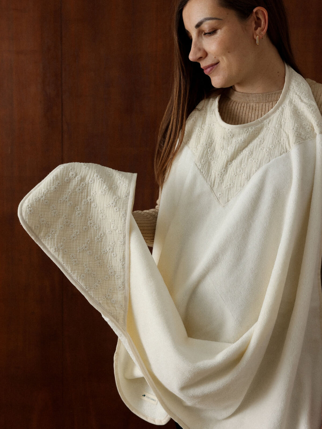 cape de bain tablier écru broderie