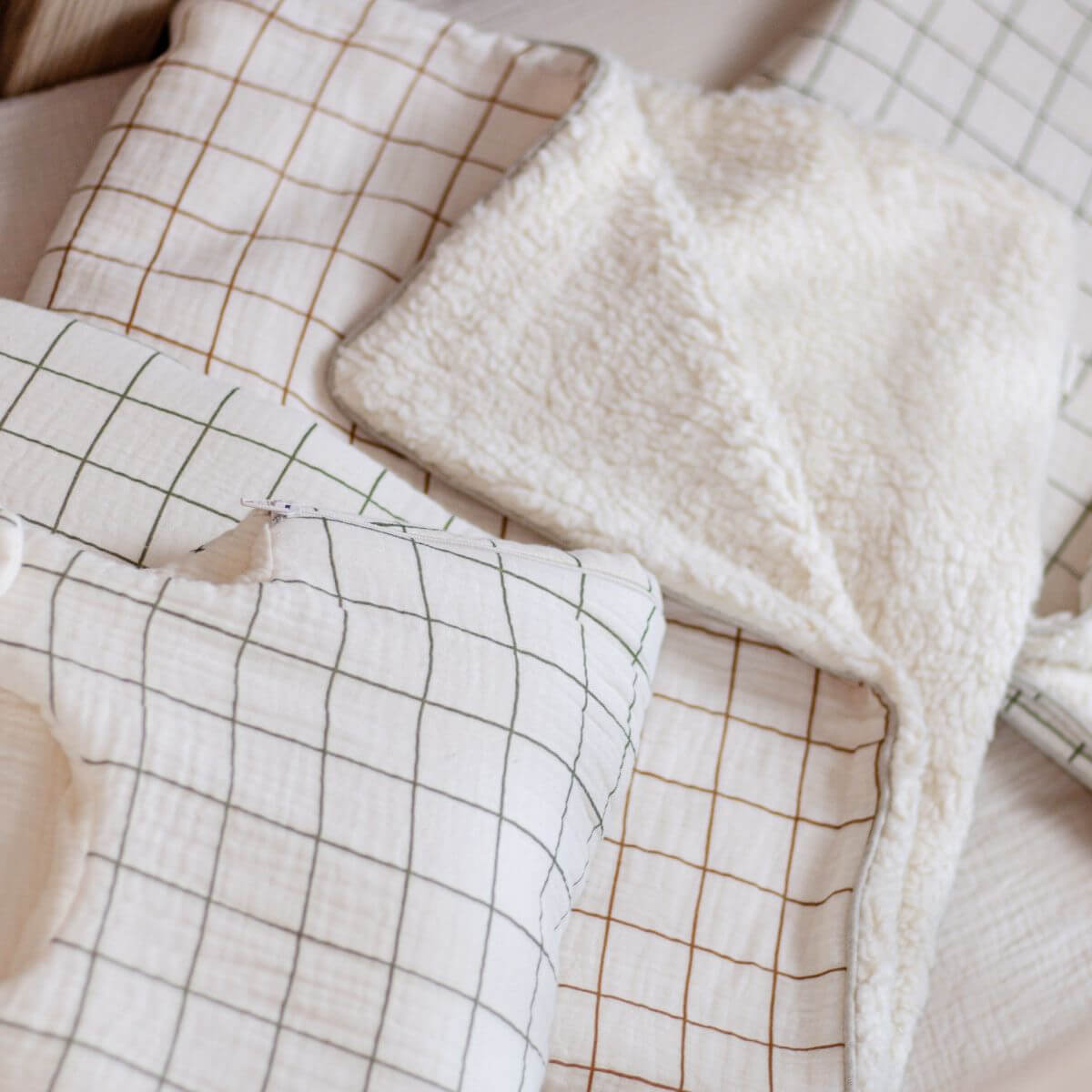 Baby sleeping bag and blanket with check pattern