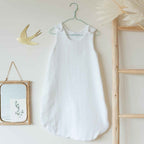 GIgoteuse summer white in a nursery