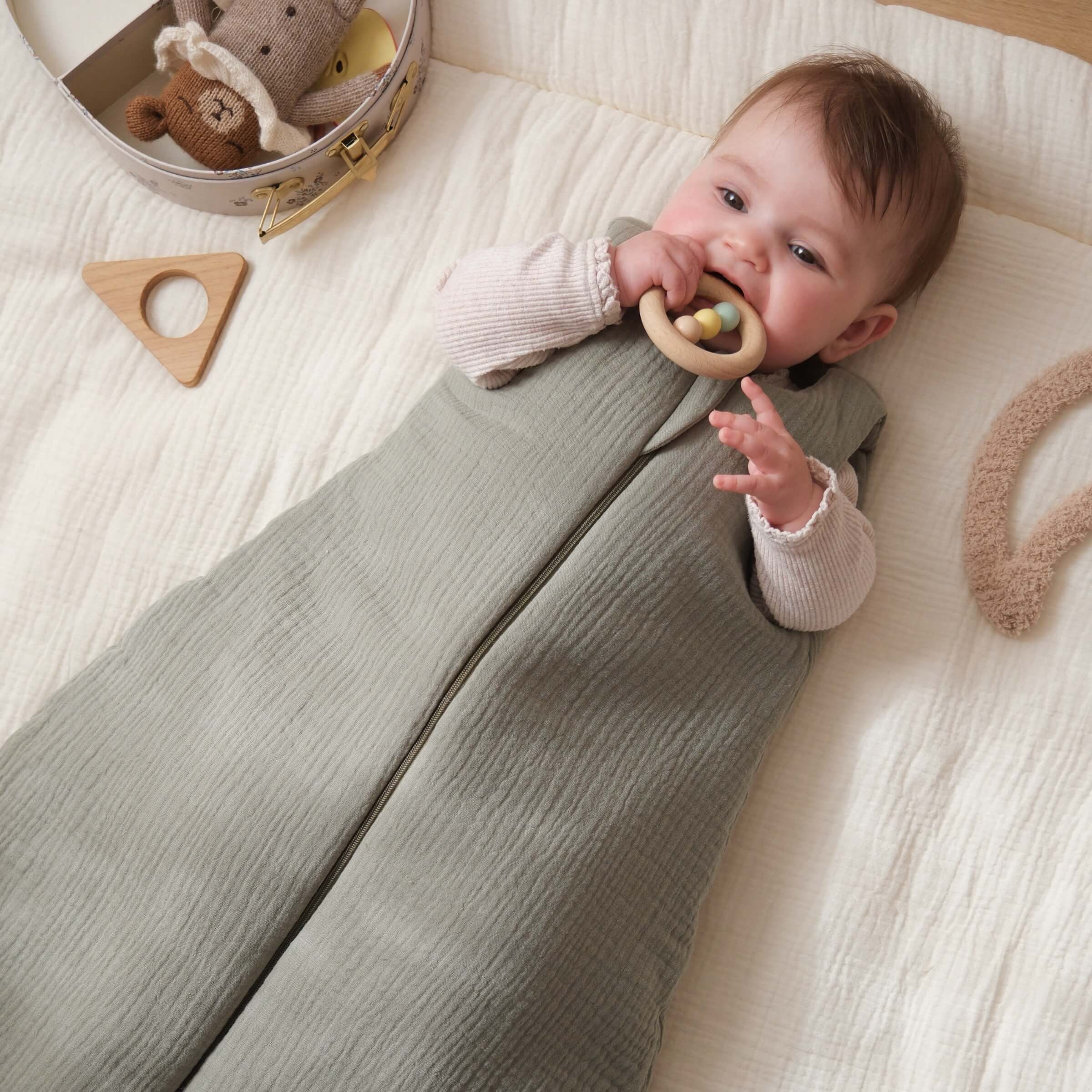 Gigoteuse ouverture devant gaze de coton vert sauge tog 2