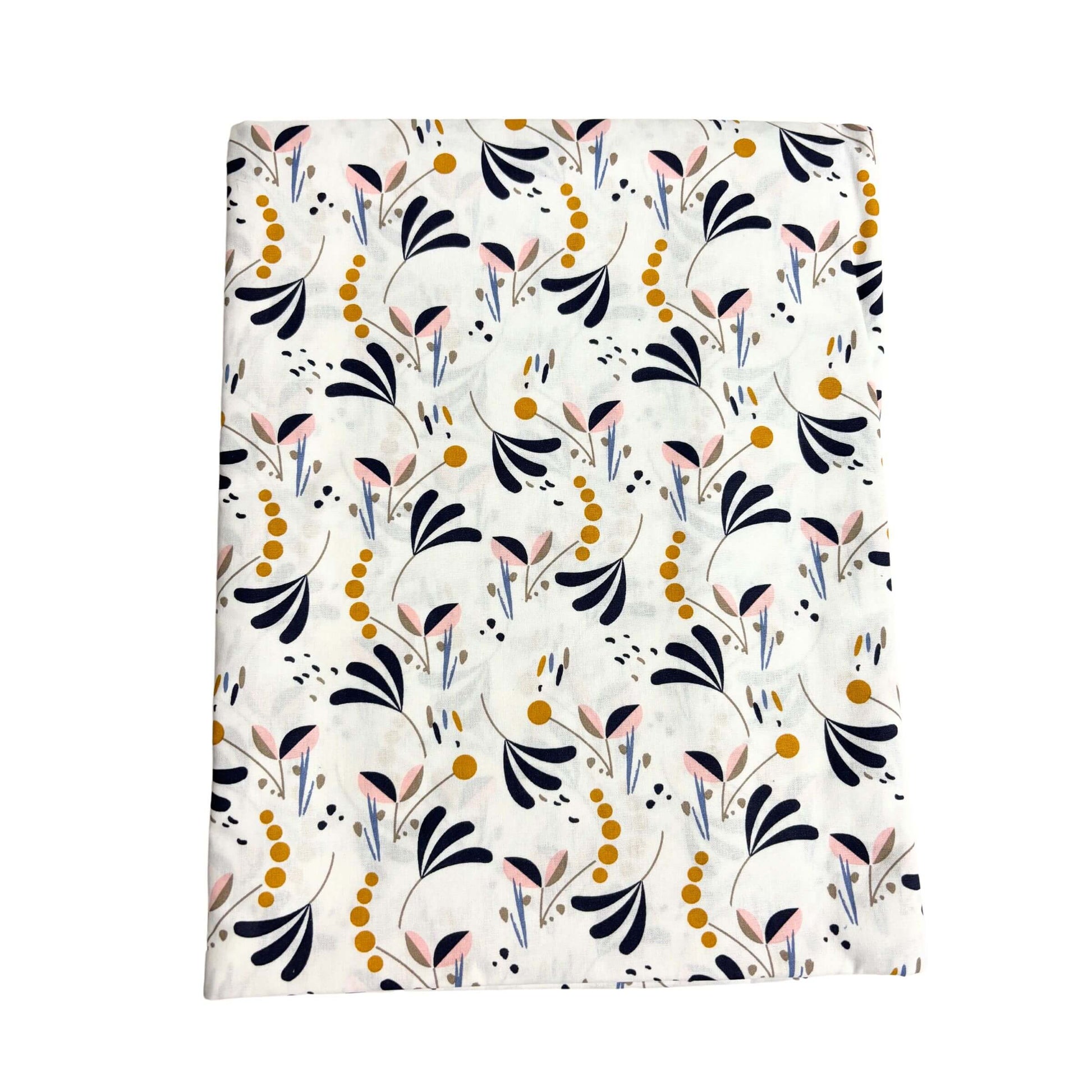 Baby comforter cover with petal pattern