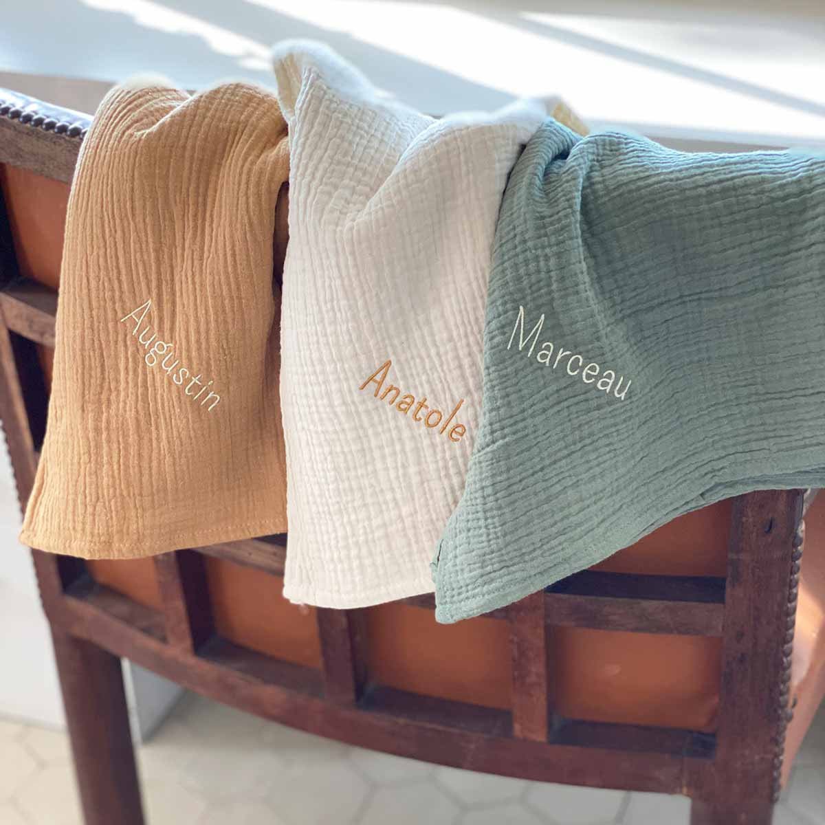 Customized maxi diaper