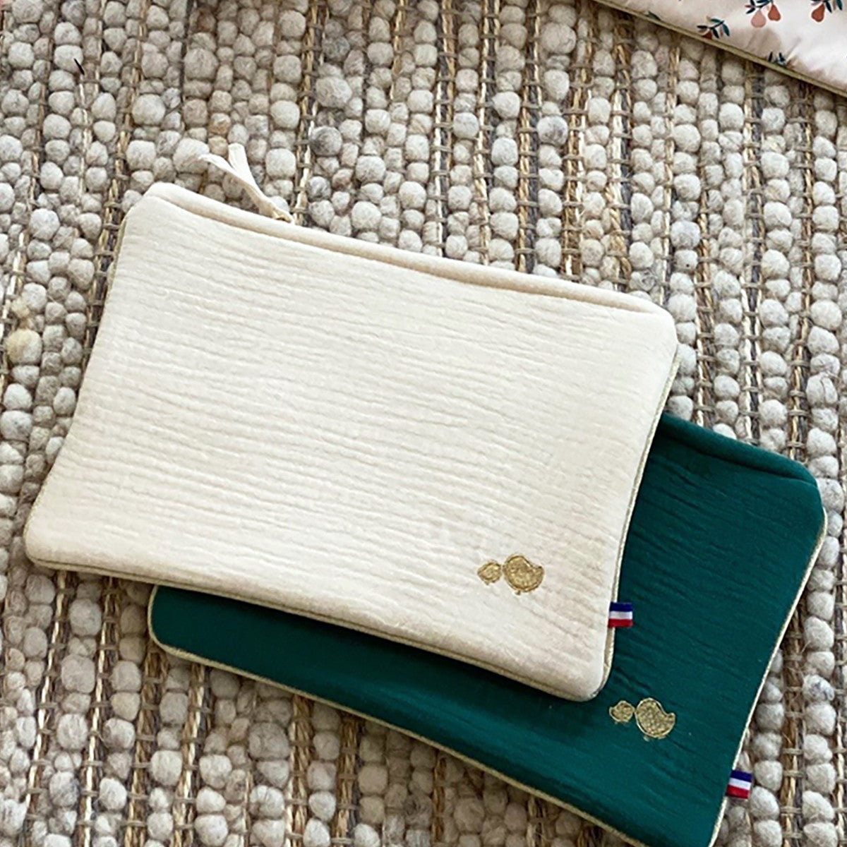 Women's ecru clutch bag with embroidery