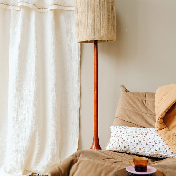 Rideau en gaze de coton écru et beige