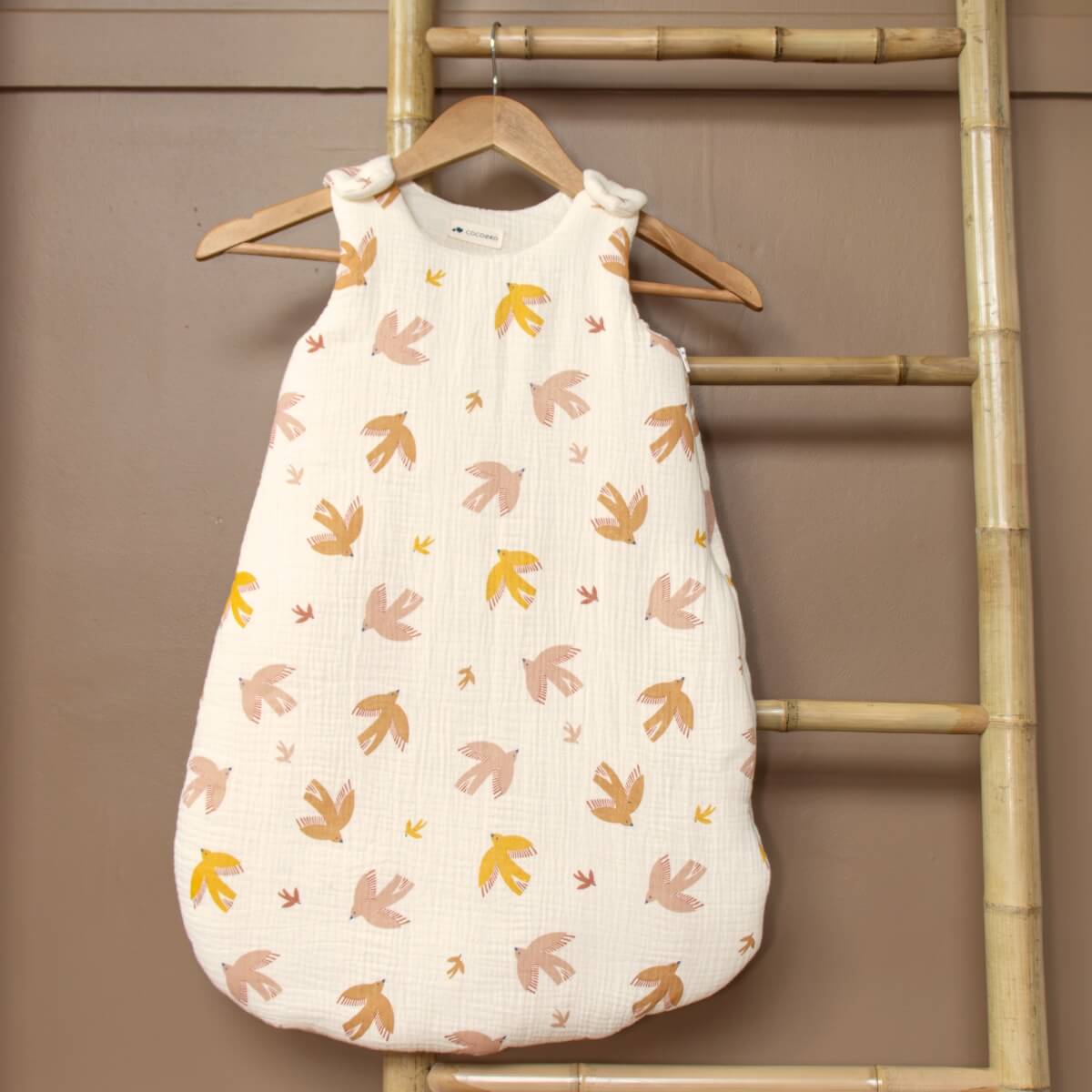 Winter cotton gauze baby sleeping bag with bird design for baby's room
