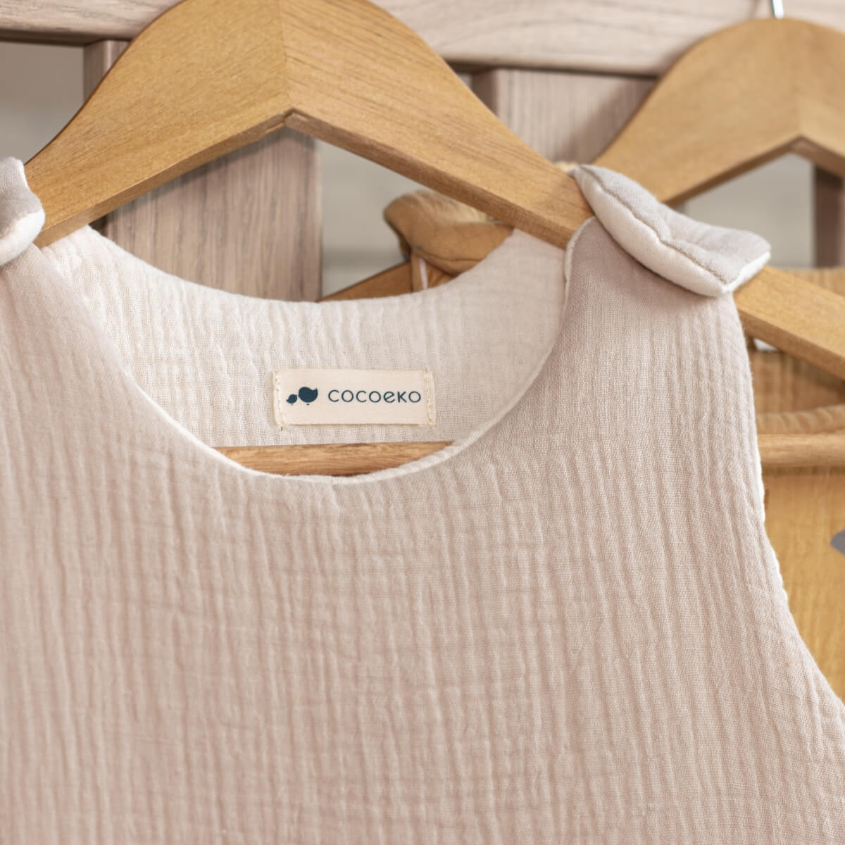 Beige cotton gauze sleeping bag, close-up view